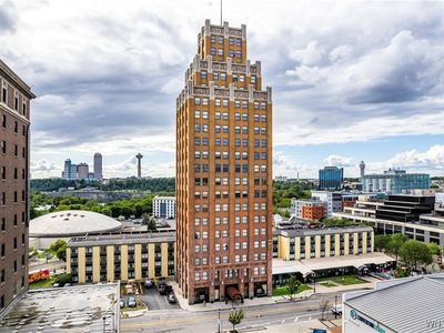 222 1st St APT 802
