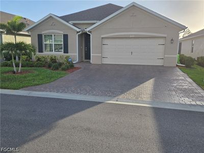 20352 Camino Torcido Loop