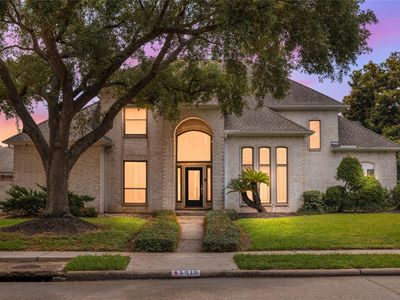 5019 Baywood Dr