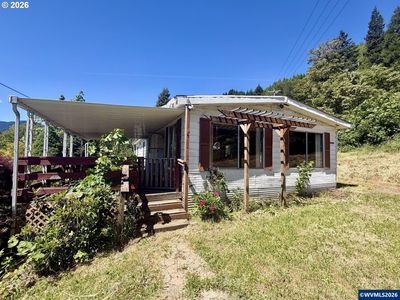 Property at 76582 Davis Rd, Oakridge, OR