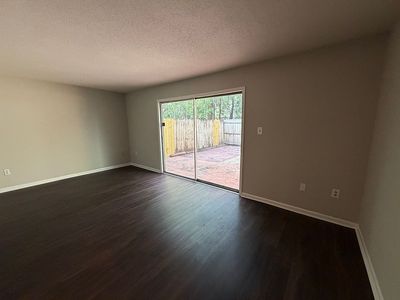 527 Tibet Ave APT 106