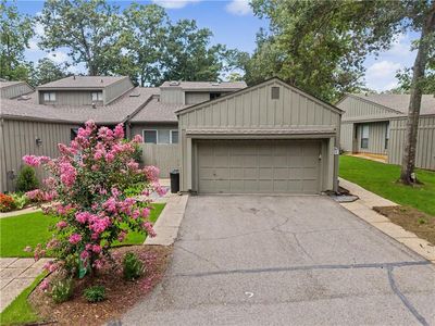640 Tete Lours Dr APT 16