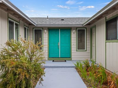 2521 Delores Ln
