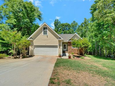 523 Serena Cir