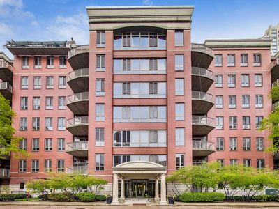 400 N Clinton St Unit 507