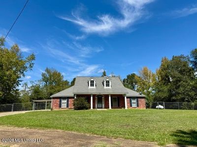 1409 Matthews Rd