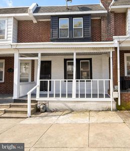 422 Darby Ter