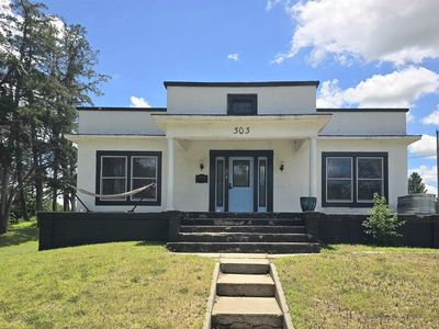 303 W 14th St