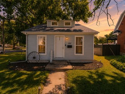 Property at 202 S Walnut Ave, Ames, IA