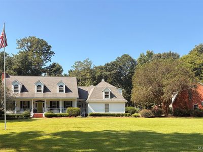 127 Deepwoods Cir