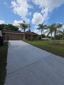 Property at 230 E 6th St, Chuluota, FL