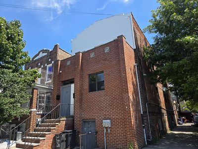 259 Herzl St