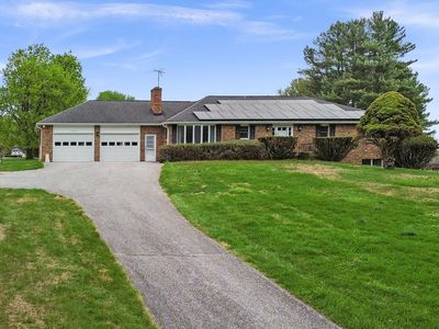 Property at 15840 A E Mullinix Rd, Woodbine, MD