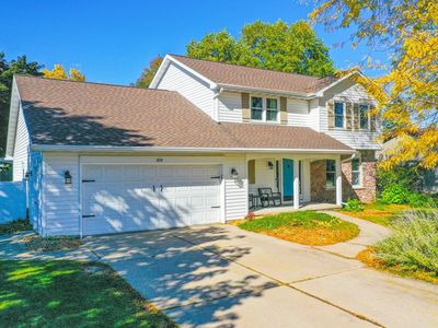 829 Meadowbrook Dr