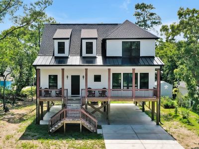 136 N Middleton Avenue