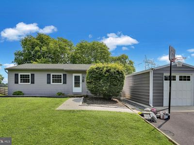 138 Eleanor Dr