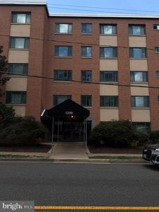 1200 S Arlington Ridge Rd APT 403