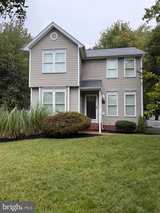 Property at 8600 Oak Glen Ct, Fredericksburg, VA