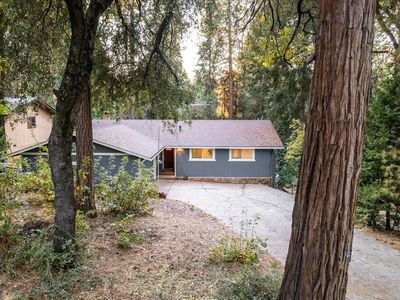 489 Alpine Dr