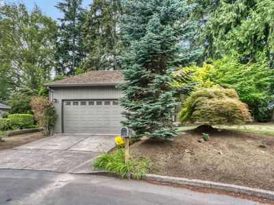 11270 SW Quelle Pl