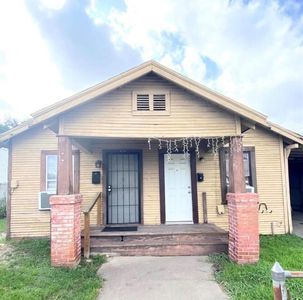 412 N Bryan St