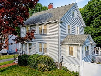 68 White St
