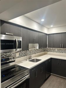 9449 SW 76th St APT T5