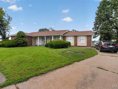 5998 Sir Edward Ct