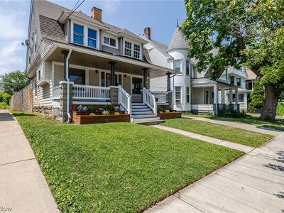 2030 W 100th St