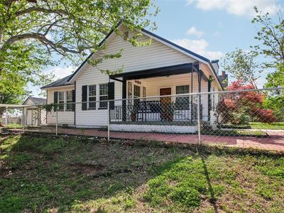 2700 W Park Pl