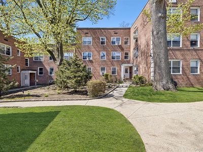 1 Edwards Street #3C