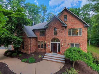 10 Linden Ln