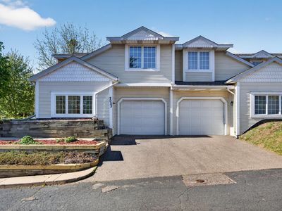 2023 Parkside Dr