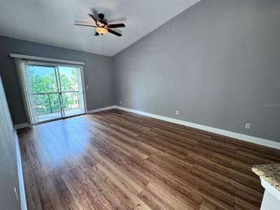 1916 LAKE ATRIUMS CIRCLE #33