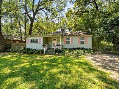 5105 Village Cir E