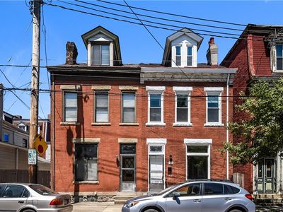 92 S 25th St