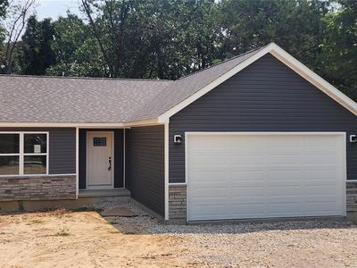 7163 Rosemary Ln