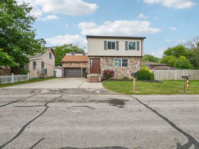 3559 Baycrest Dr