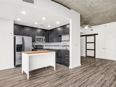 5925 Almeda Rd Unit 11406