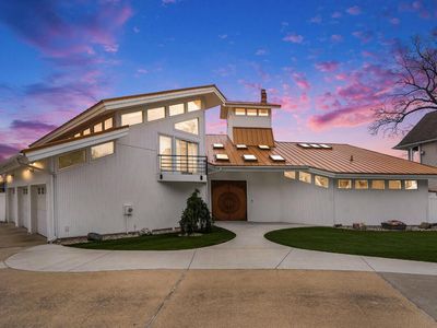 1046 N Eagle Lake Dr