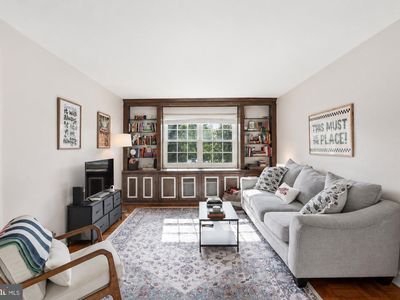 1708 W Abingdon Dr APT 202
