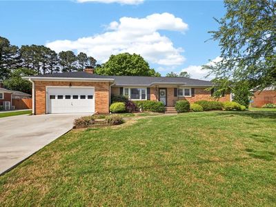 1256 Kingsway Dr