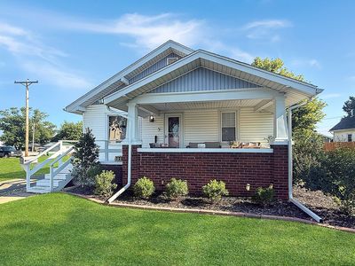 106 E Colorado Ave