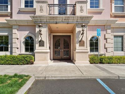1118 Waltz Court