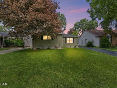 5102 Planet Ave
