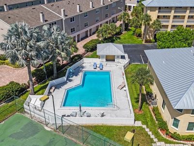 1125 Pinellas Bayway #305