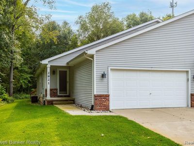 Property at 2921 Gabriel Dr, Commerce Twp, MI