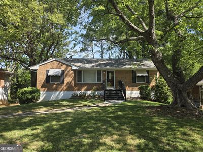 1100 N Parkwood Dr