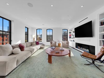 250 West St #9JK