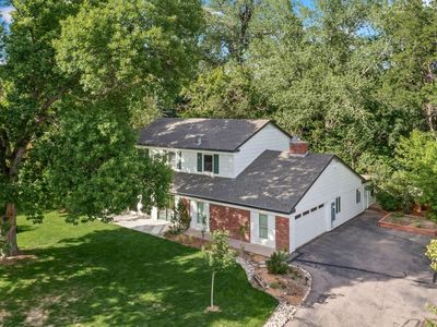 1120 Lindenwood Dr